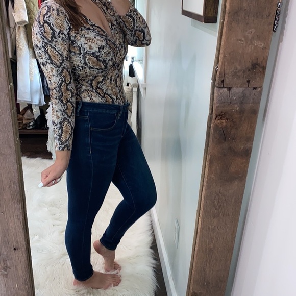 IRIS snakeskin print bodysuit size medium - Picture 2 of 7